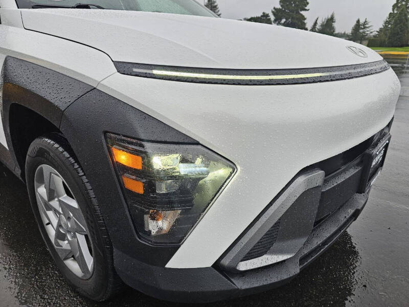 2024 Hyundai Kona SE