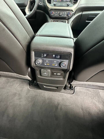 2021 GMC Acadia Denali