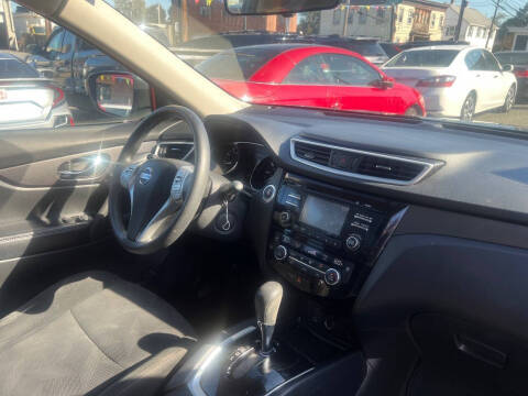 2016 Nissan Rogue SV