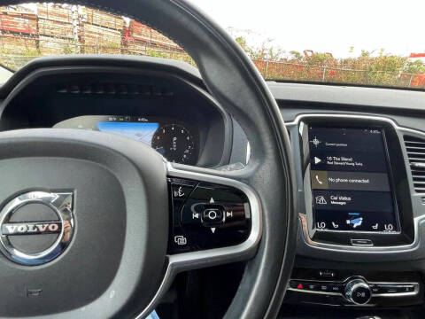 2019 Volvo XC90 T6 Momentum