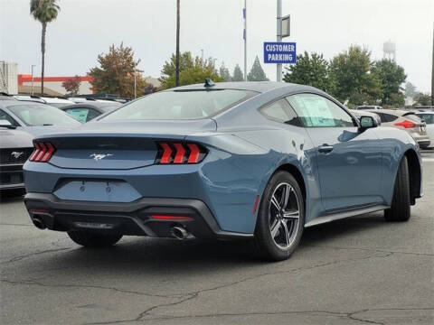 2025 Ford Mustang EcoBoost