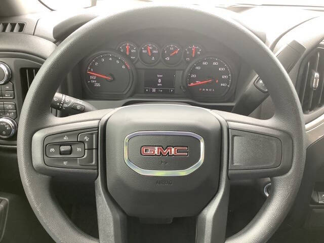 2025 GMC Sierra 1500 Pro