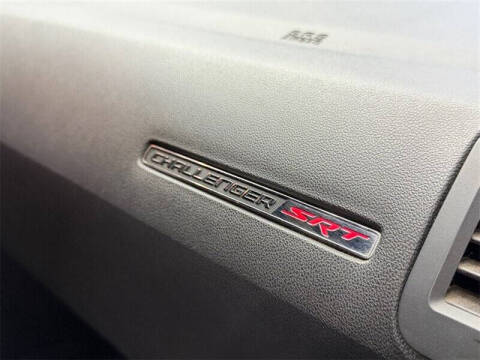 2014 Dodge Challenger SRT8 Core