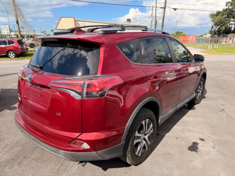 2018 Toyota RAV4 LE