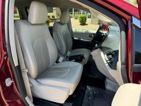 2019 Chrysler Pacifica Touring L
