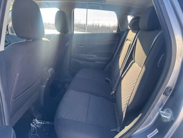 2011 Mitsubishi Outlander Sport SE