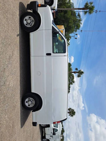 2017 Chevrolet Express 2500
