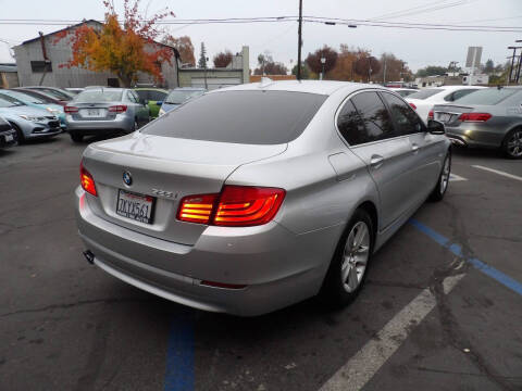 2012 BMW 5 Series 528i