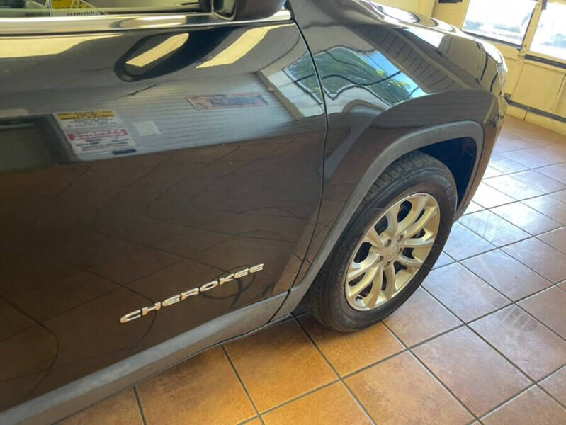 2019 Jeep Cherokee Latitude
