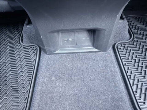 2021 Volkswagen Atlas Cross Sport V6 SE R-Line