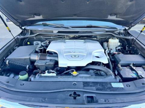 2013 Toyota Land Cruiser