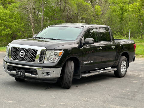 2018 Nissan Titan for sale at autoDNA in Prior Lake MN