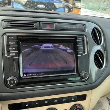 2017 Volkswagen Tiguan 2.0T Wolfsburg Edition 4Motion