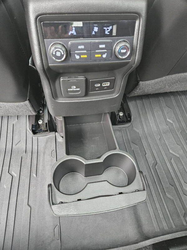 2021 GMC Acadia AT4