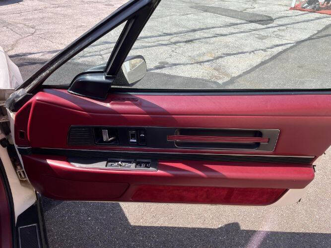 1990 Buick Reatta