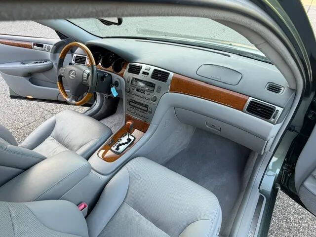 2005 Lexus ES 330