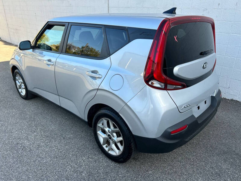 2021 Kia Soul S photo 8