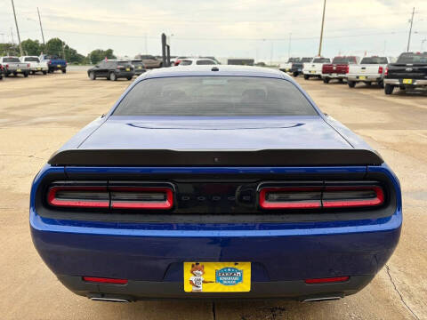 2021 Dodge Challenger SXT