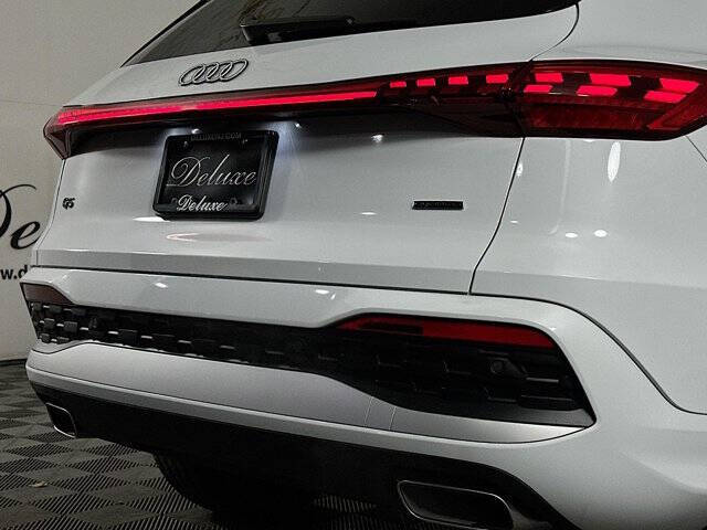 2025 Audi Q5 quattro Premium TFSI