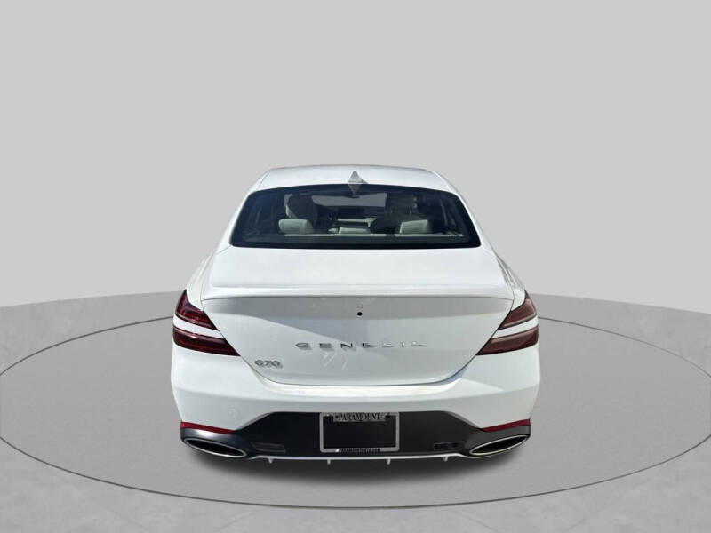 2025 Genesis G70