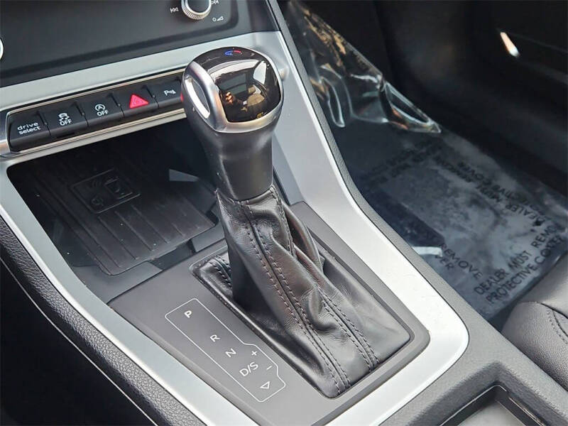 2021 Audi Q3 quattro S line Prem Plus 45 TFSI