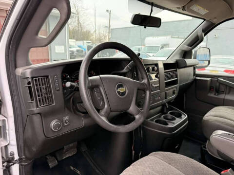 2018 Chevrolet Express 2500