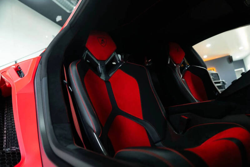 2019 Lamborghini Aventador LP 770-4 SVJ