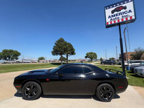 2016 Dodge Challenger SXT Plus