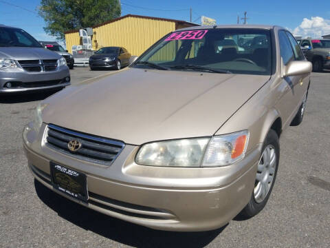 2001 Toyota Camry for sale at BELOW BOOK AUTO SALES in Idaho Falls ID