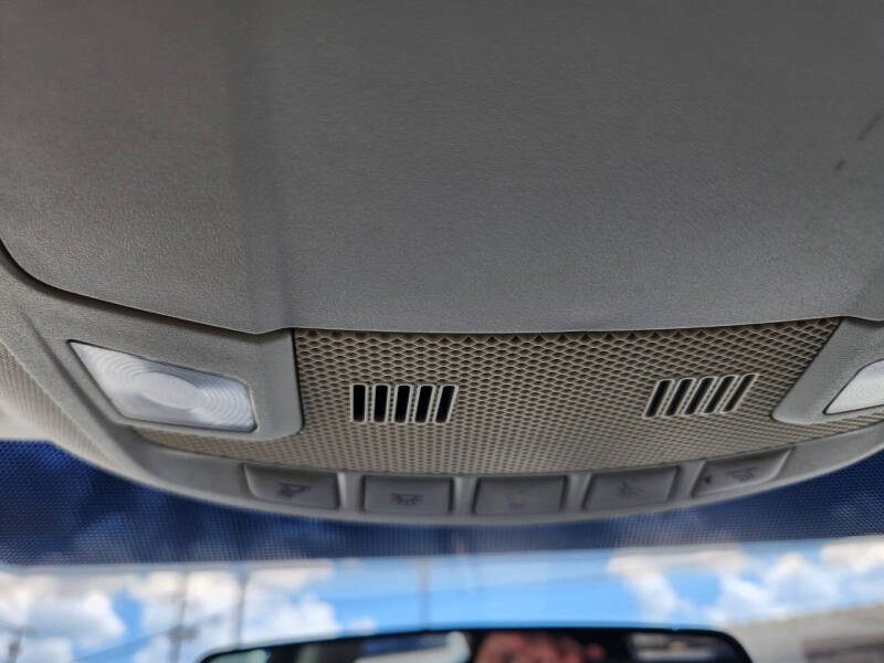 2016 Ford Edge SE - Photo 31