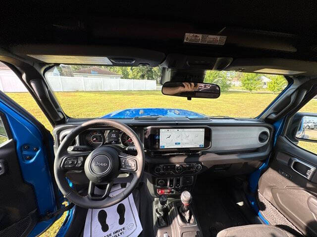 2024 Jeep Wrangler Willys