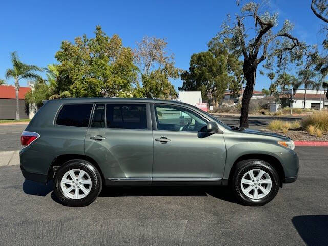 2013 Toyota Highlander for sale at RGM Auto Sales in San Diego, CA