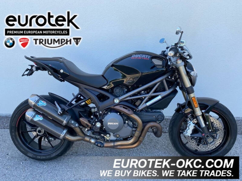 2012 Ducati Monster 1100 EVO