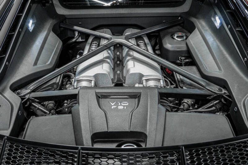 2023 Audi R8 5.2 V10 performance