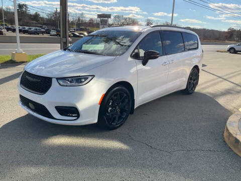 2026 Chrysler Pacifica Select