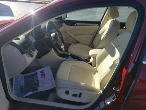 2015 Volkswagen Passat 1.8T SE