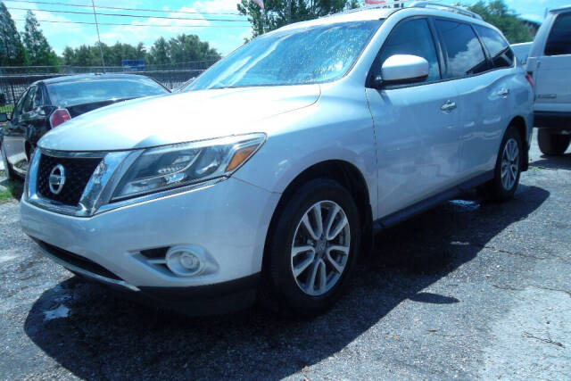 2015 Nissan Pathfinder for sale at Ready2gomotors in Tampa, FL