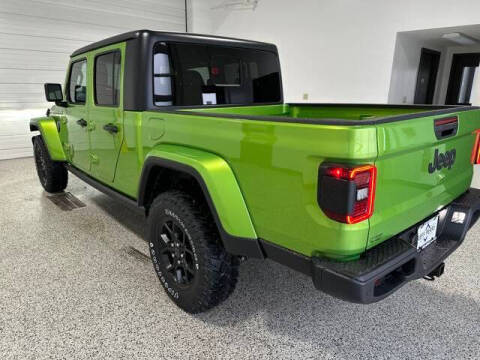 2025 Jeep Gladiator Willys