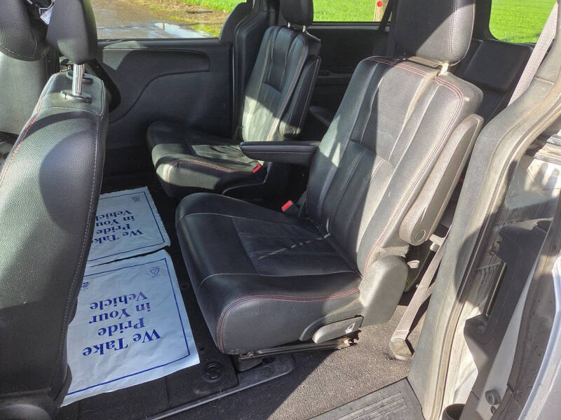 2016 Dodge Grand Caravan R/T