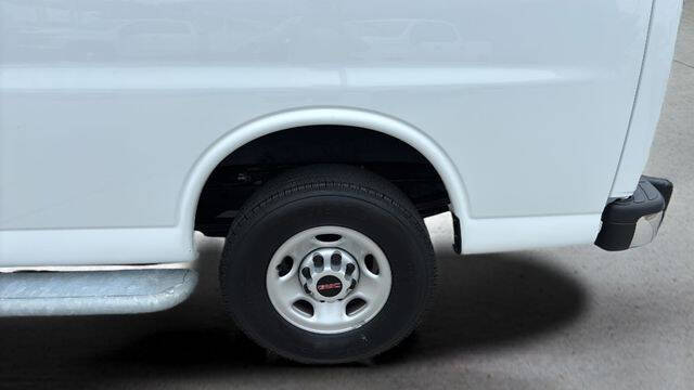 2024 GMC Savana 2500