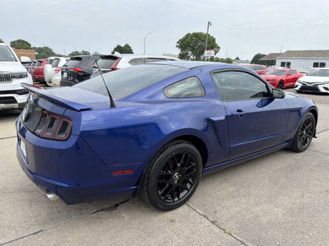 2014 Ford Mustang V6