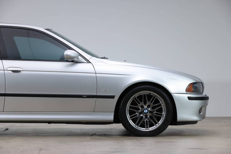 2003 BMW M5