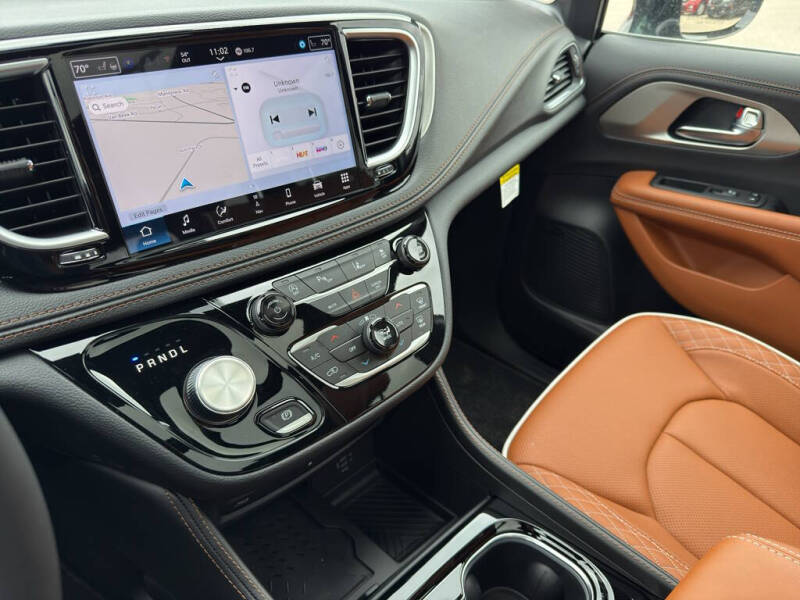 2026 Chrysler Pacifica Pinnacle