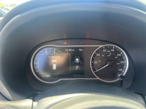 2020 Nissan Kicks SR