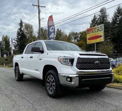 2018 Toyota Tundra SR5