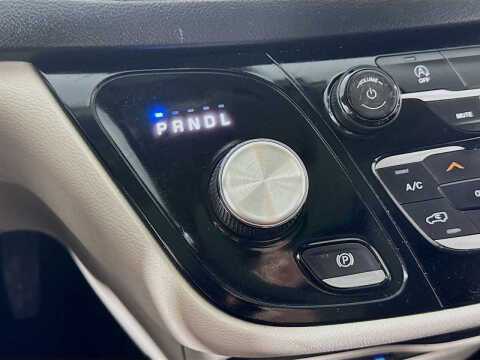 2018 Chrysler Pacifica Touring L Plus