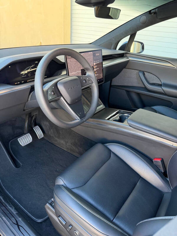 2024 Tesla Model X Plaid