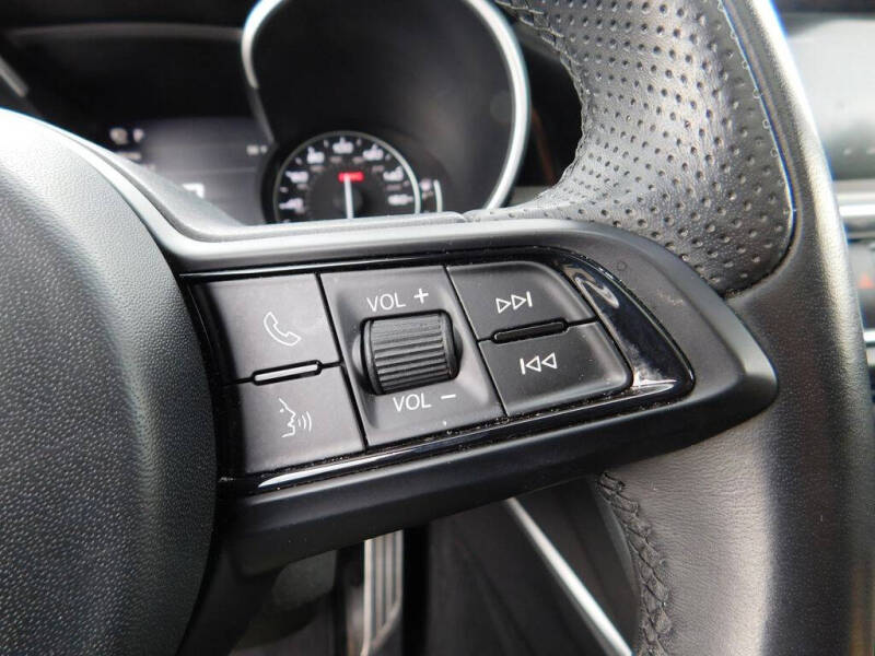 2023 Alfa Romeo Stelvio Ti