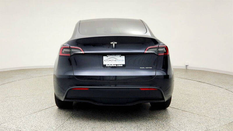2025 Tesla Model Y Long Range