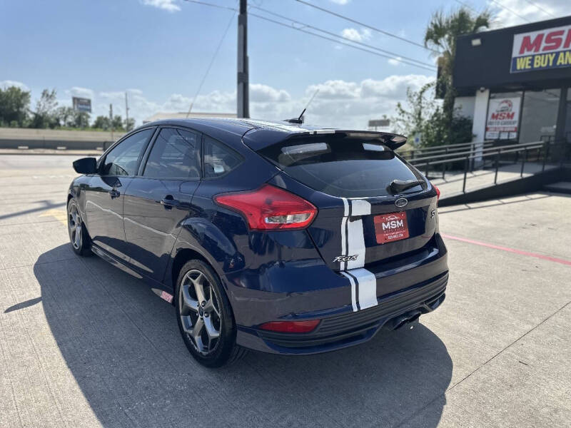 2017 Ford Focus ST